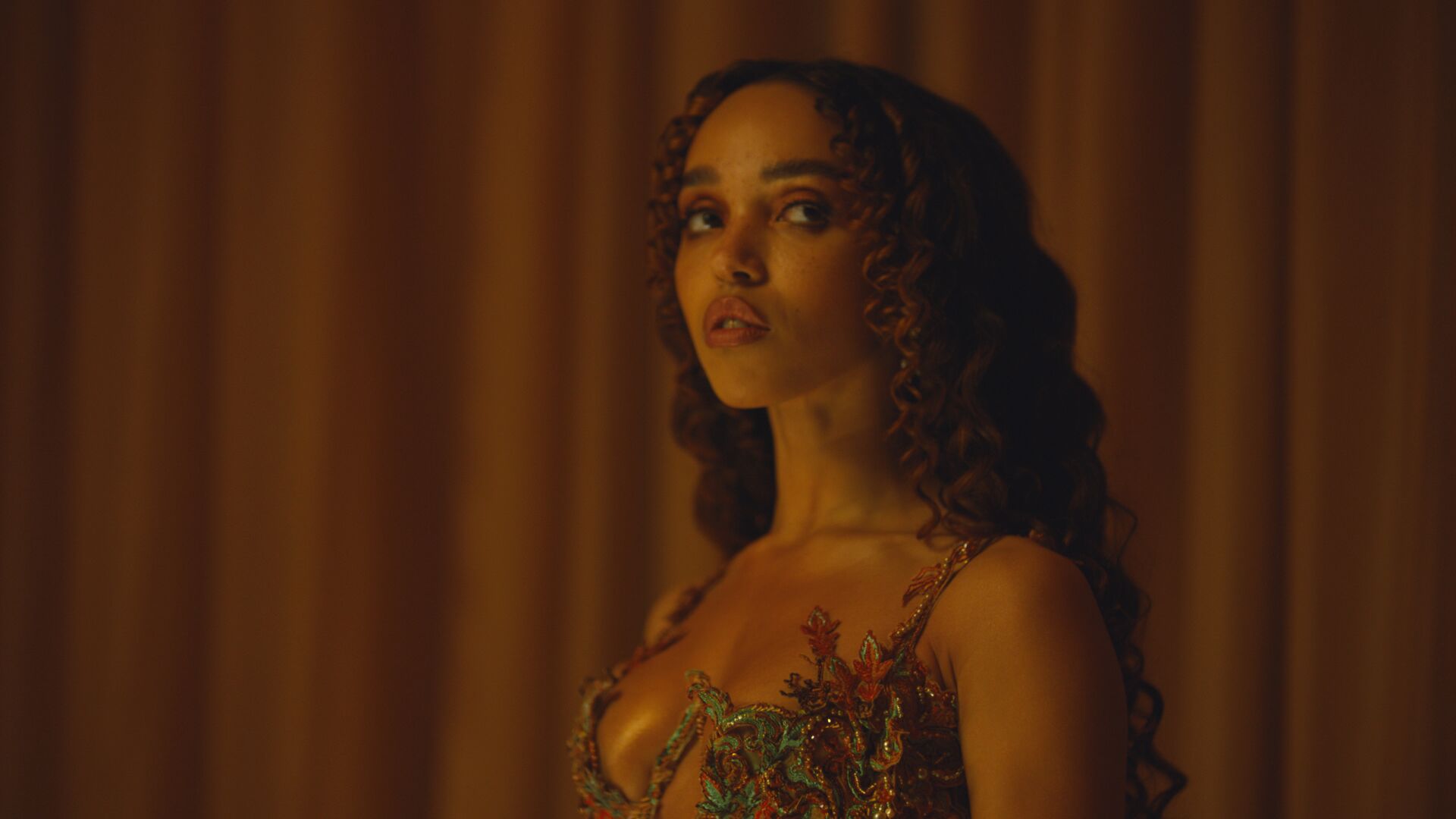 FKA twigs Cellophane Kallistik